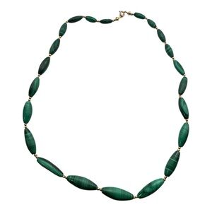 Green Malachite-Style Oval Bead Necklace Gold Tone Spacers Vintage Look